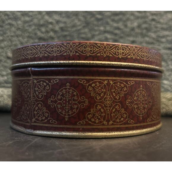 JM Fine Humidor Vintage Tin - Picture 7 of 9